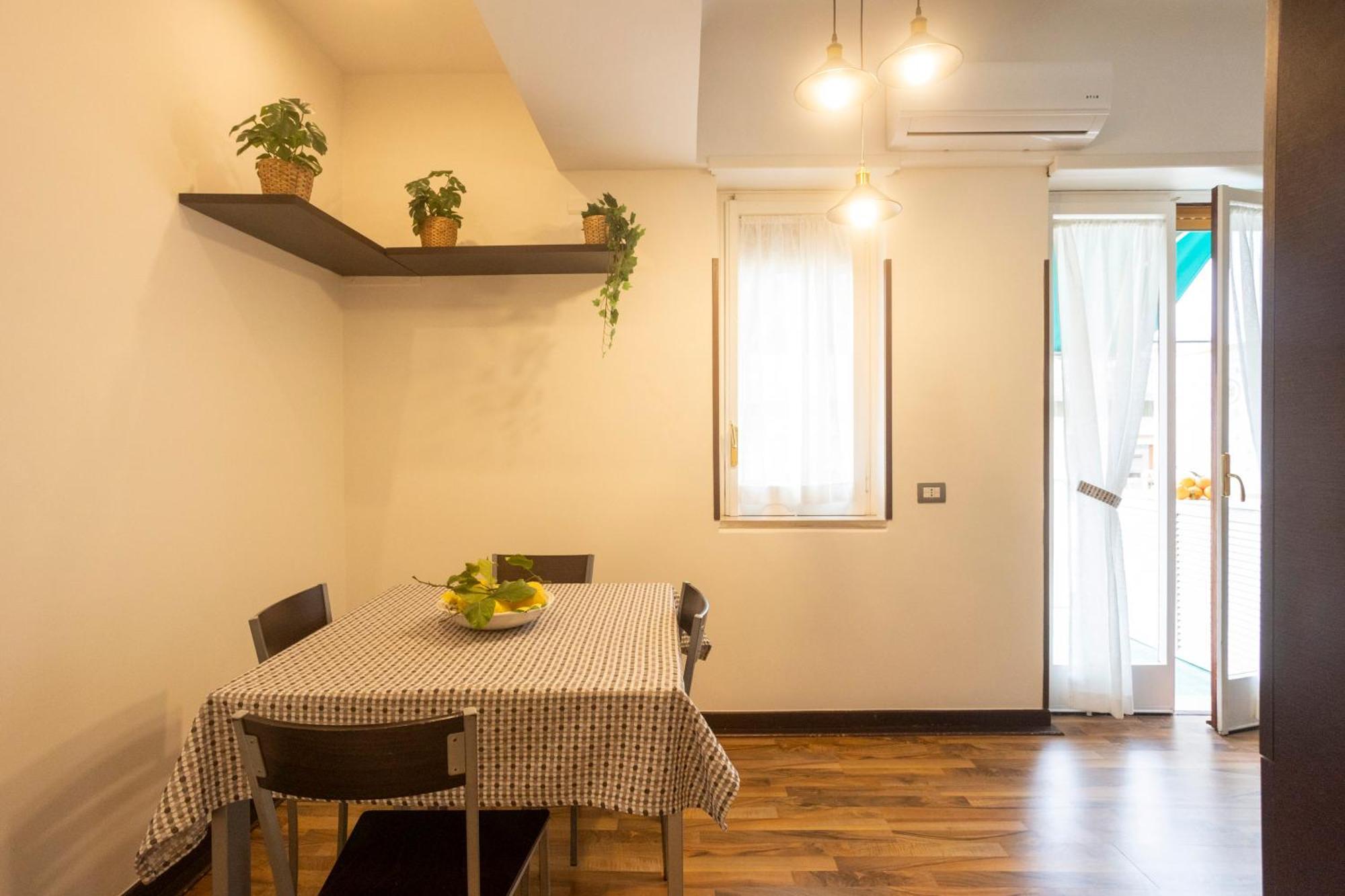 Апартаменты Emy House Сорренто Экстерьер фото